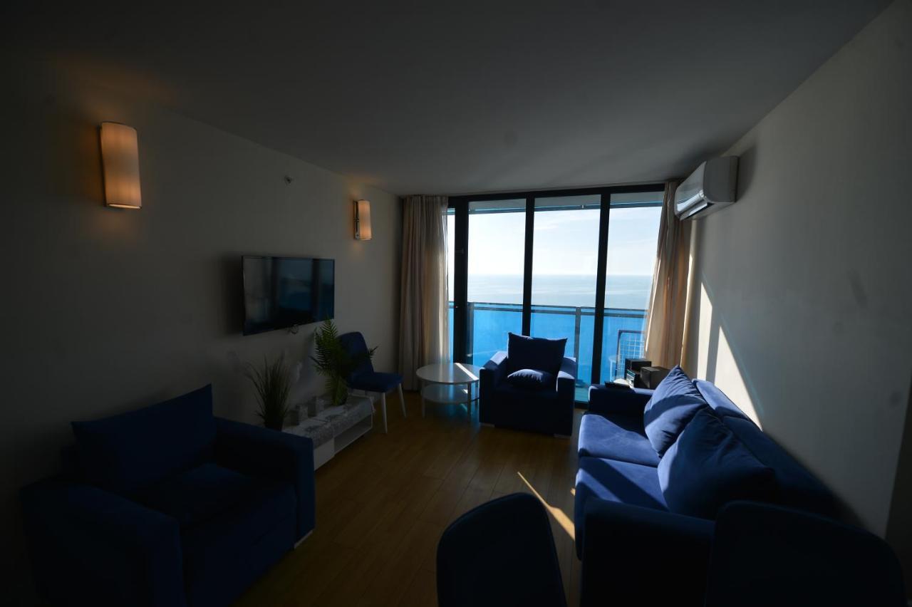 Aparthotel In Orbi City Батуми Экстерьер фото