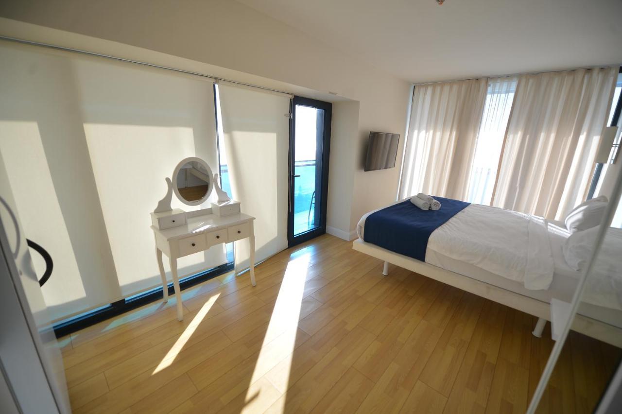 Aparthotel In Orbi City Батуми Экстерьер фото