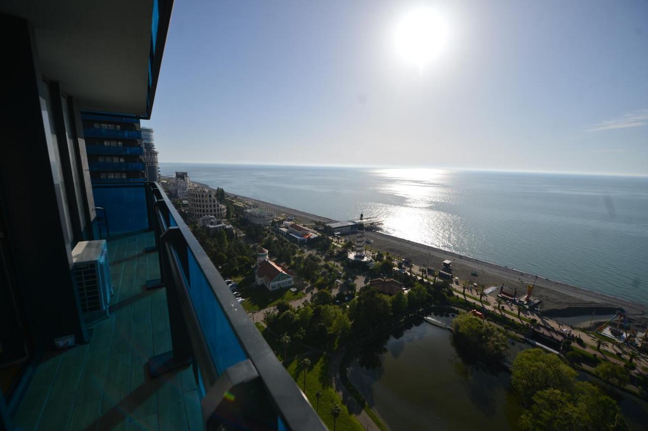 Aparthotel In Orbi City Батуми Экстерьер фото